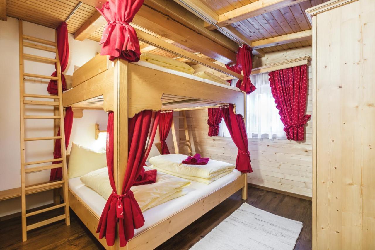 Villa Knusperhauschen Sonnegg Flachau Zimmer foto